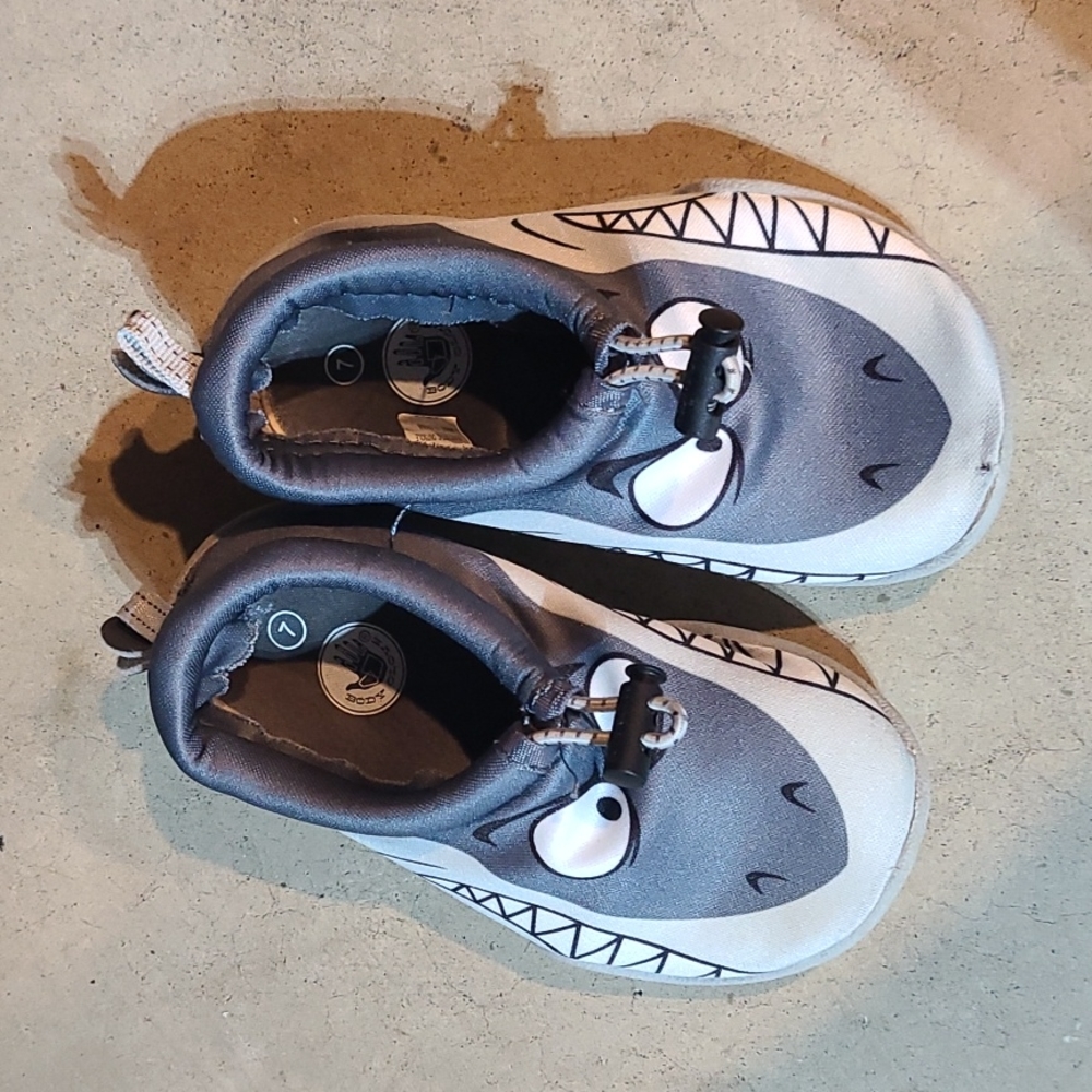 π£ Baby Water Shoes